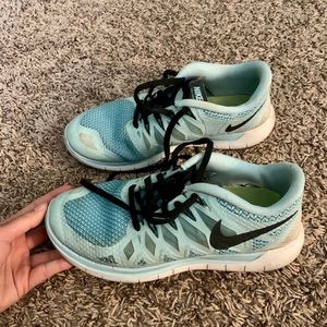 Nike athletic/running shoes